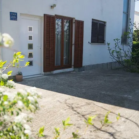 Lara Apartament *